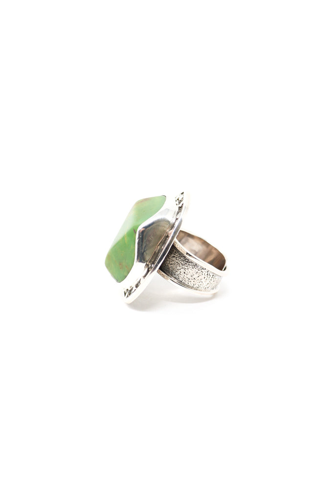 Sally Bass Green Bakelite Ring I ATELIER957