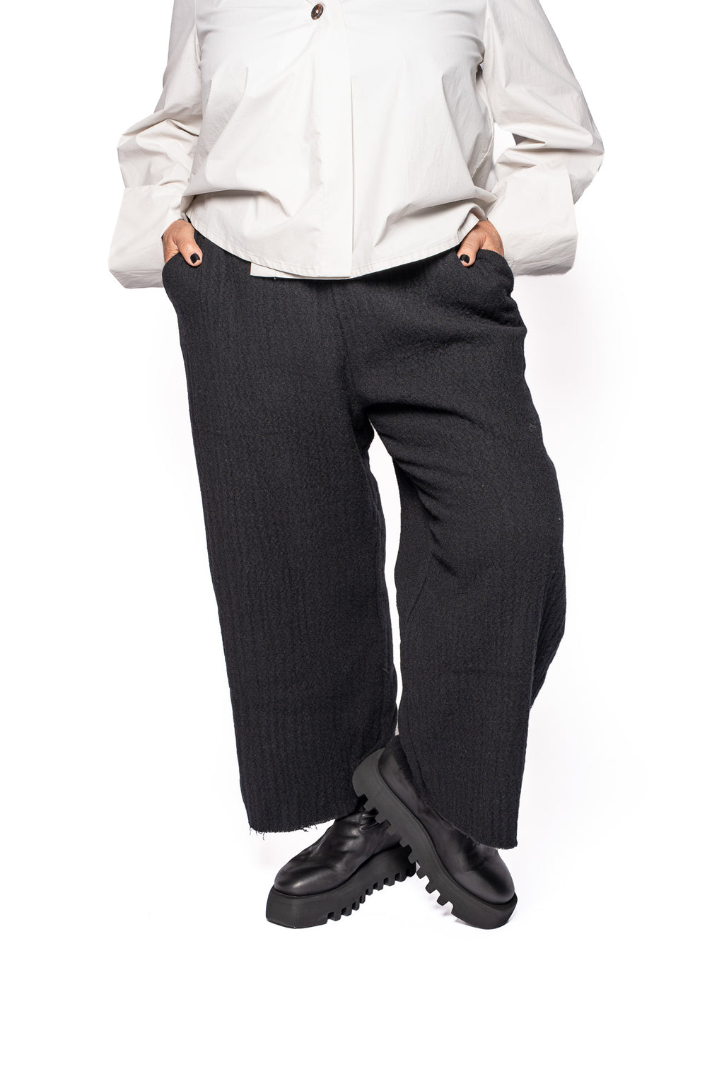 Rundholz Black Label 226 3280104 Trousers (2 colors)