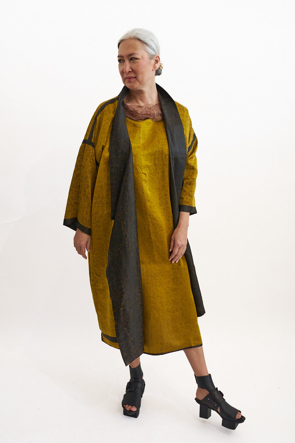 Noir Mud Silk Reversible Jacket | ATELIER957