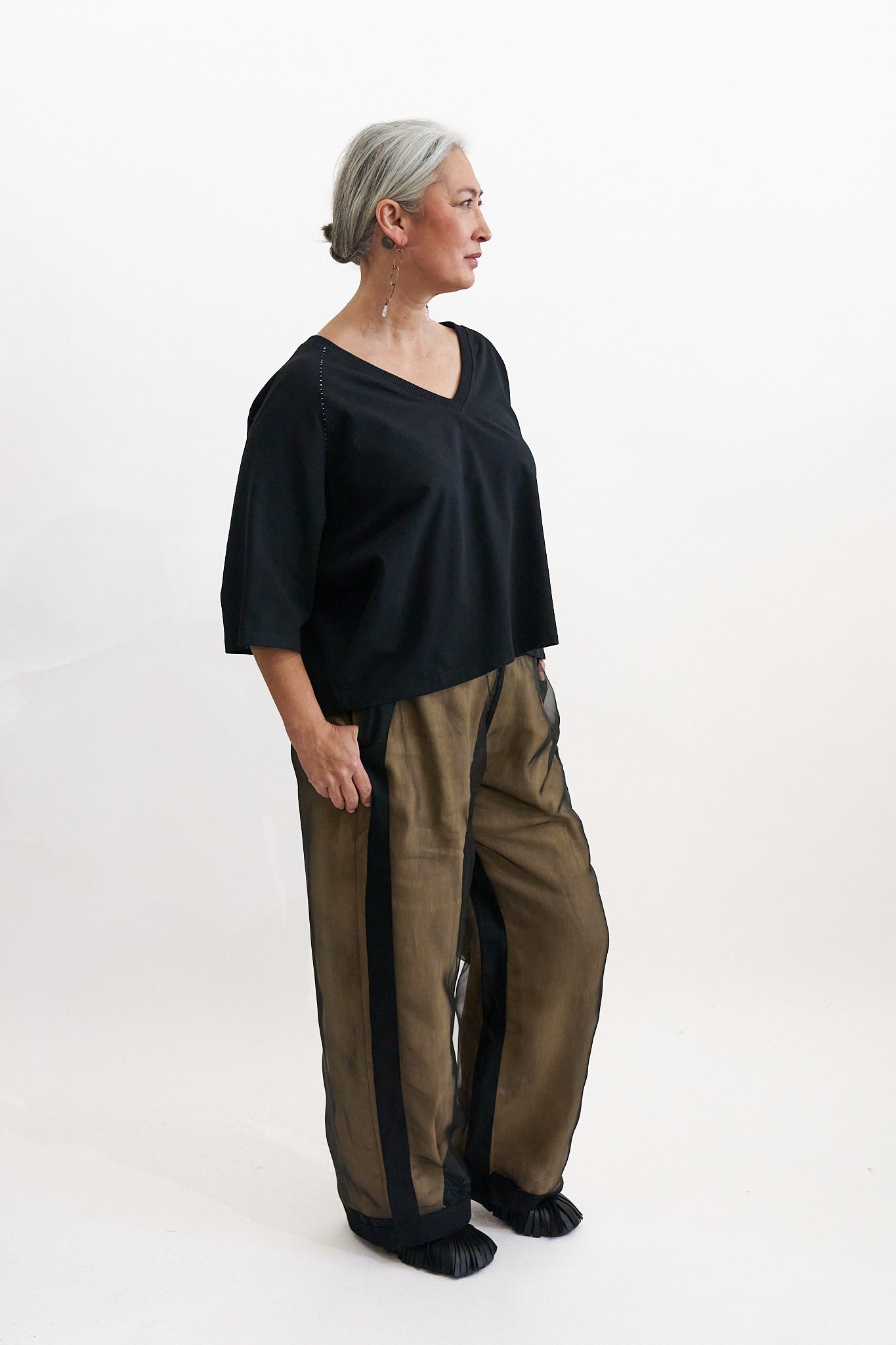  VAGUE Embroidered Tee  | ATELIER957