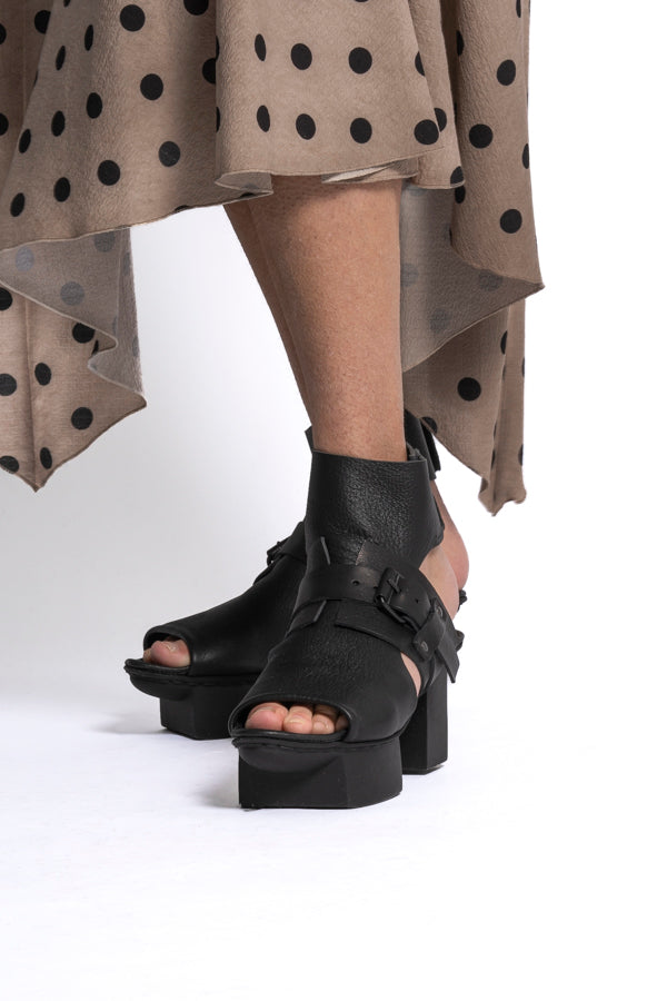 Trippen Forecast Black Sandals | ATELIER957