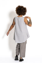 PLUSLAVIE PLÜ Black Stripe Cement Top | ATELIER957
