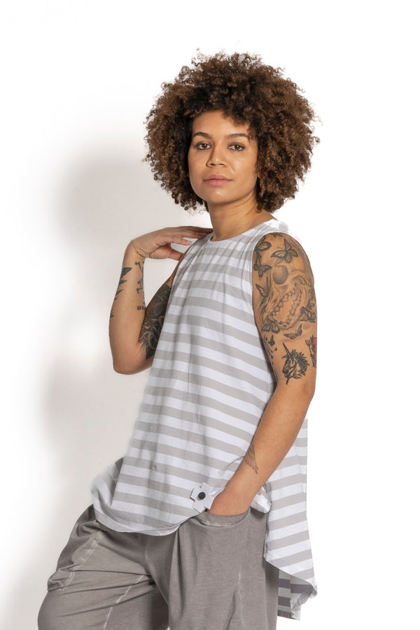 PLUSLAVIE PLÜ Black Stripe Cement Top | ATELIER957