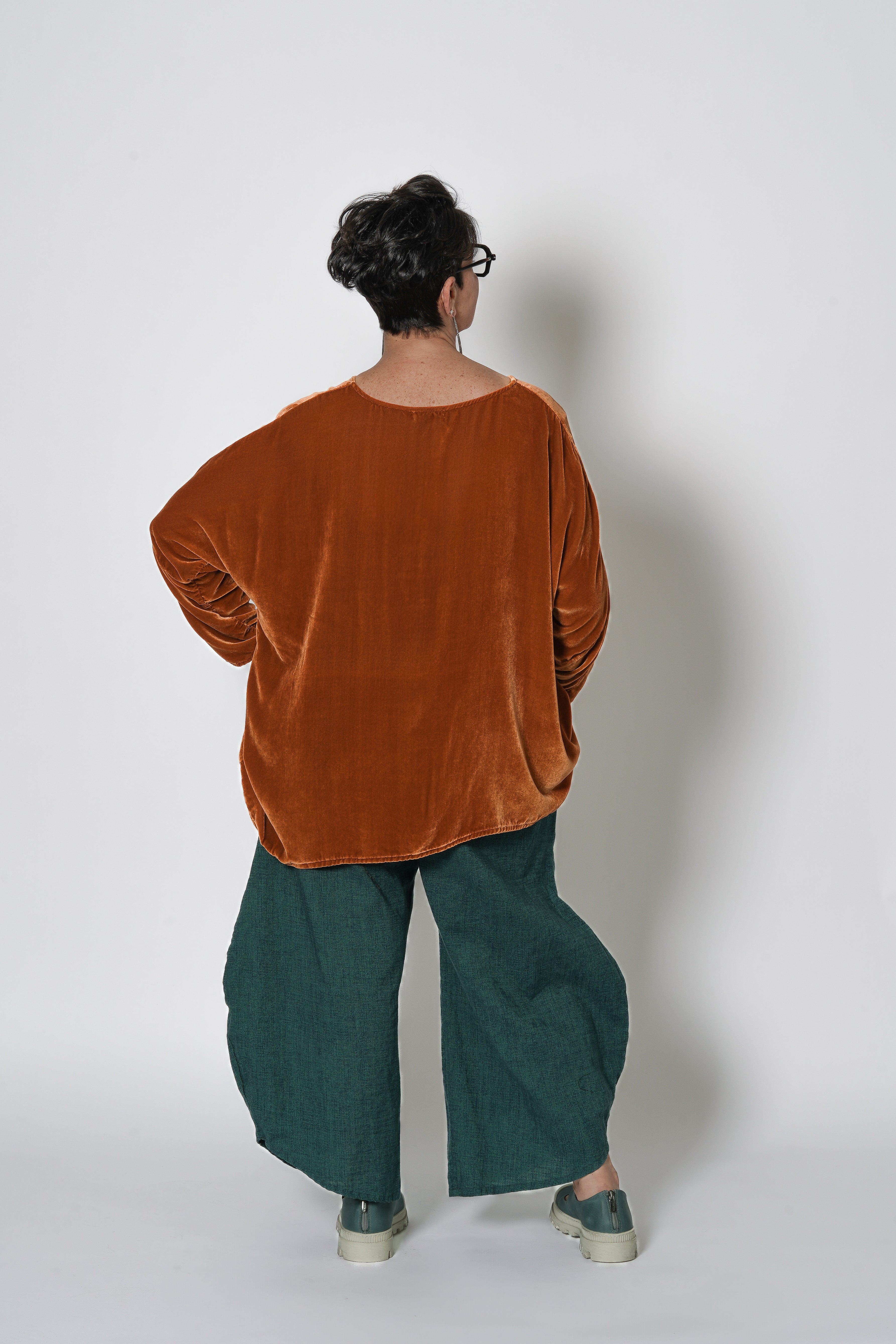 Krista Larson Basic Velvet Shirt | ATELIER957