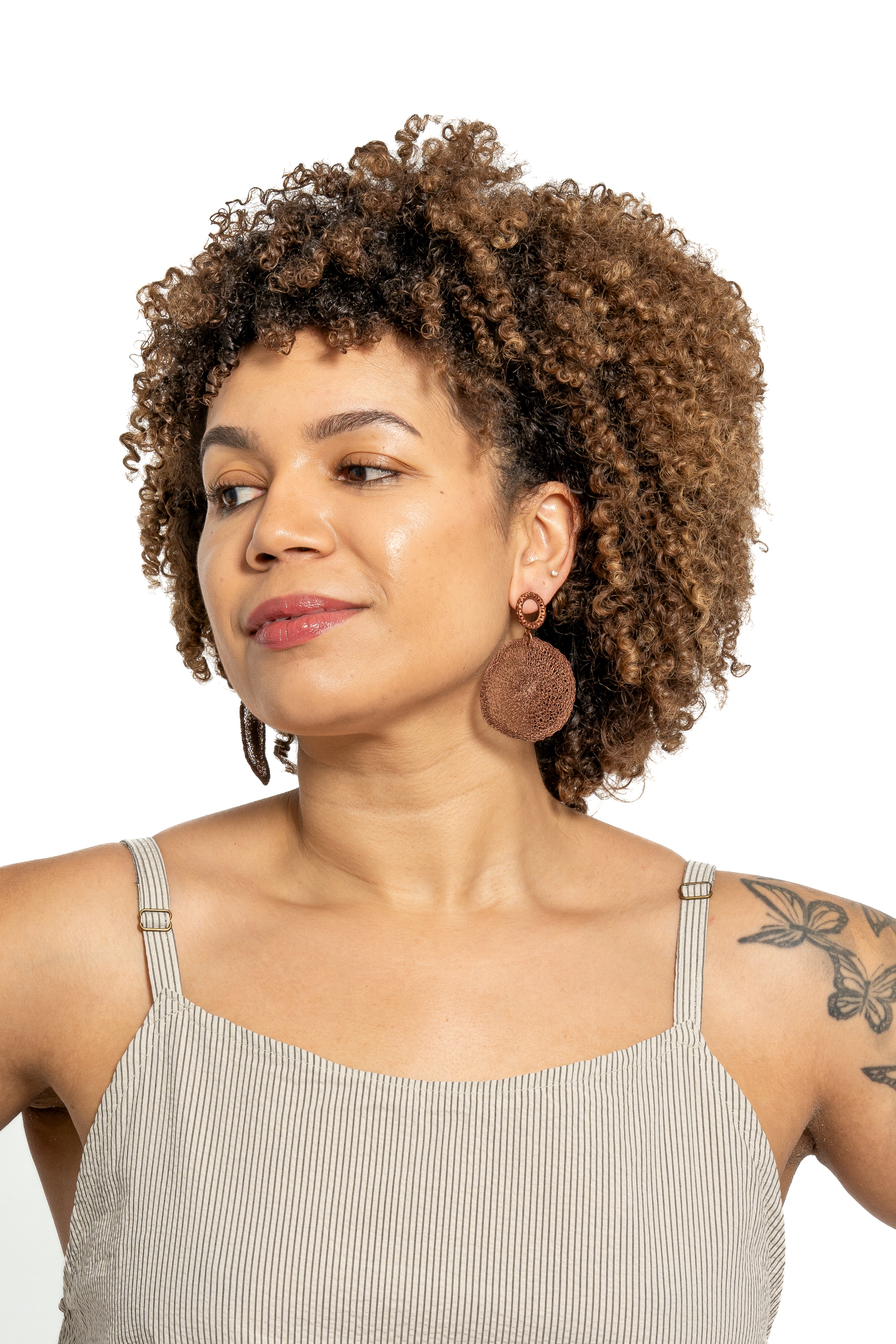 Sarah Cavender Crocheted Look Circle Earrings (2 colors) | ATELIER957