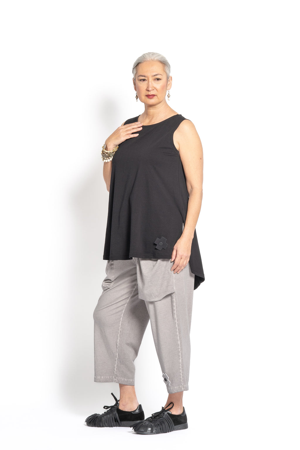 PLUSLAVIE PLÜ Black A Top | ATELIER957
