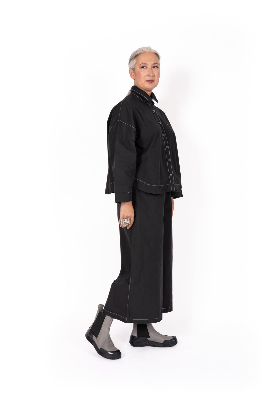 Paper Temples Black Lo Top | ATELIER957