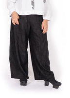 Sula 1031 Line Pants | ATELIER957