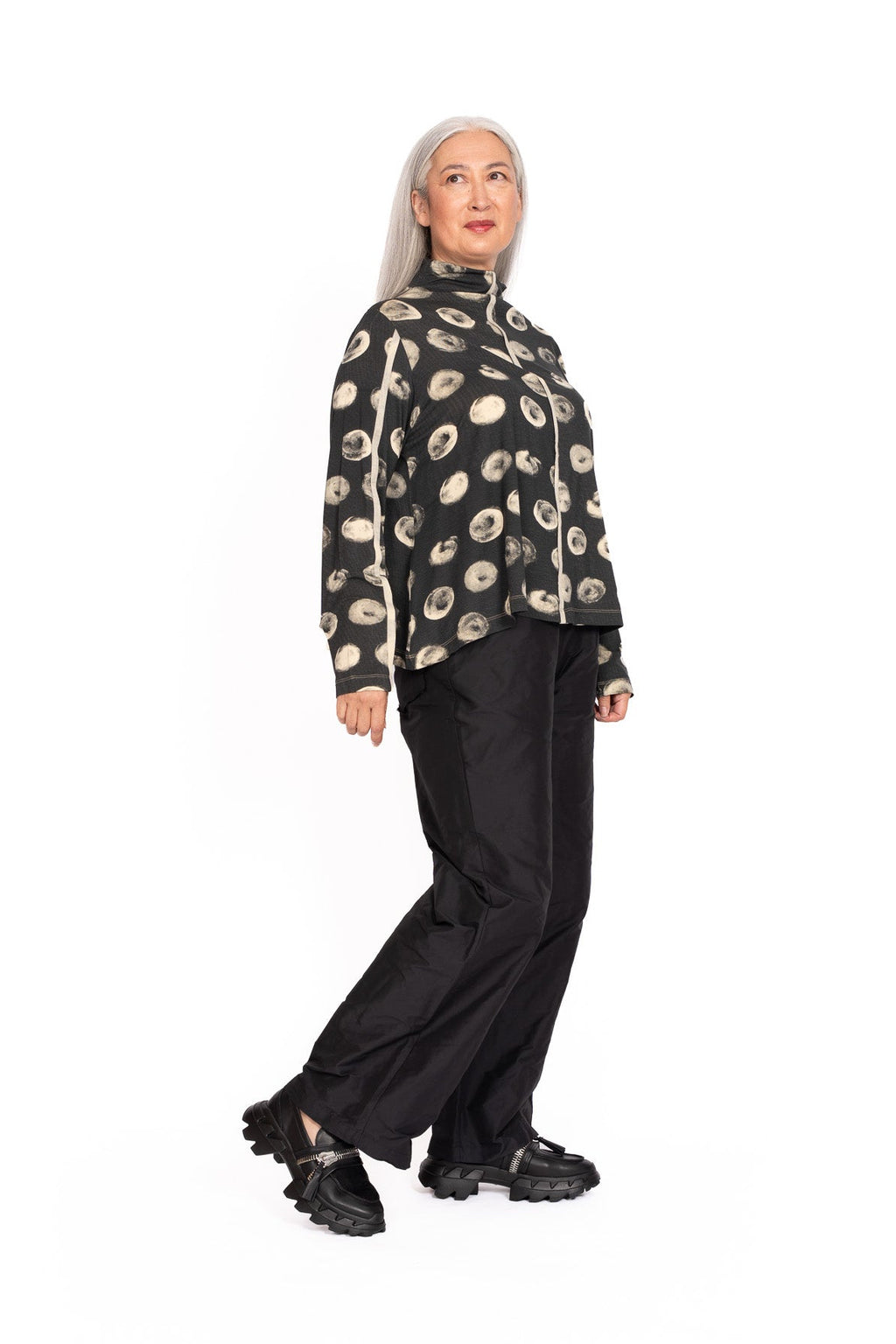 Moyuru 263000 Pullover | Atelier957