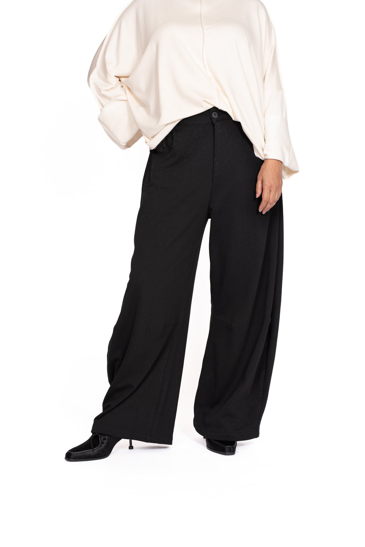 PLUSLAVIE PLÜ Sweat Pant | ATELIER957