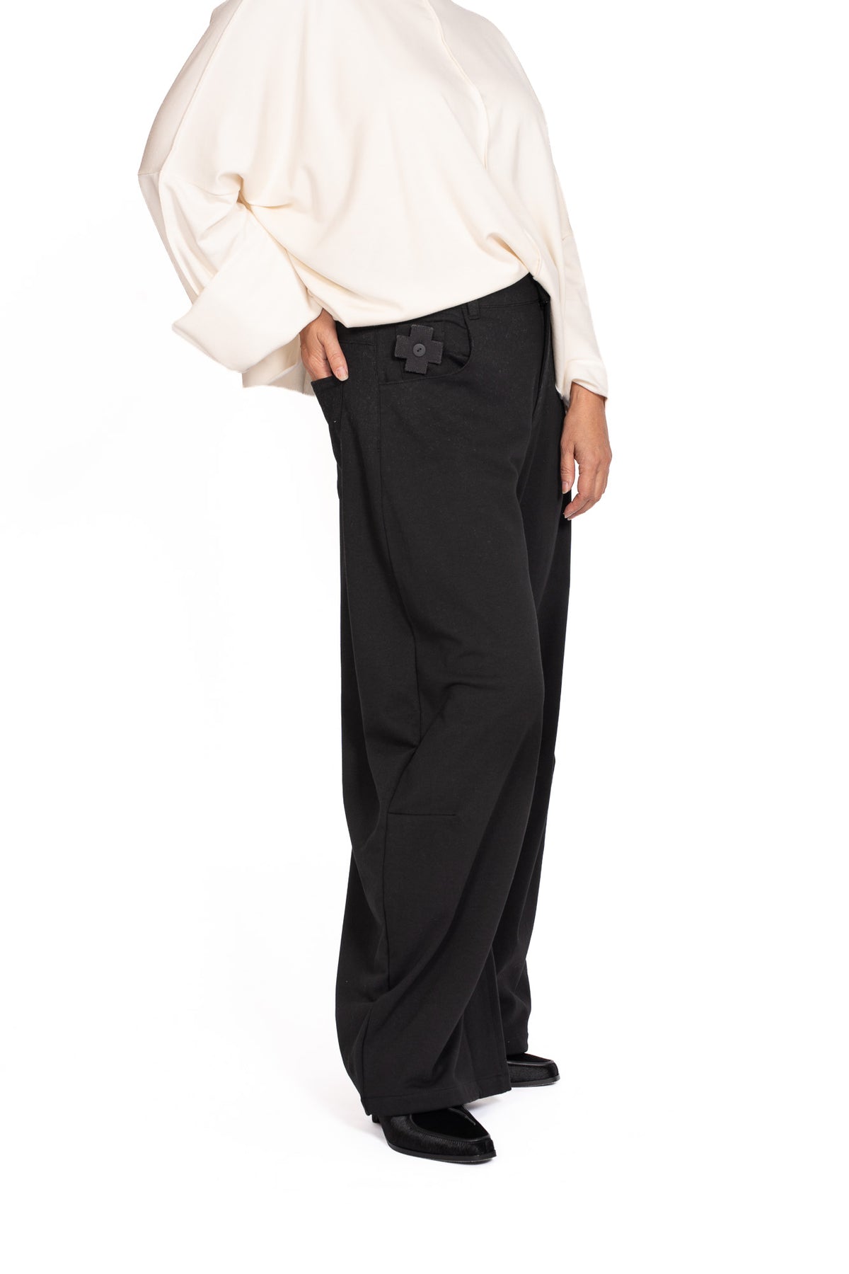 PLUSLAVIE PLÜ Sweat Pant | ATELIER957