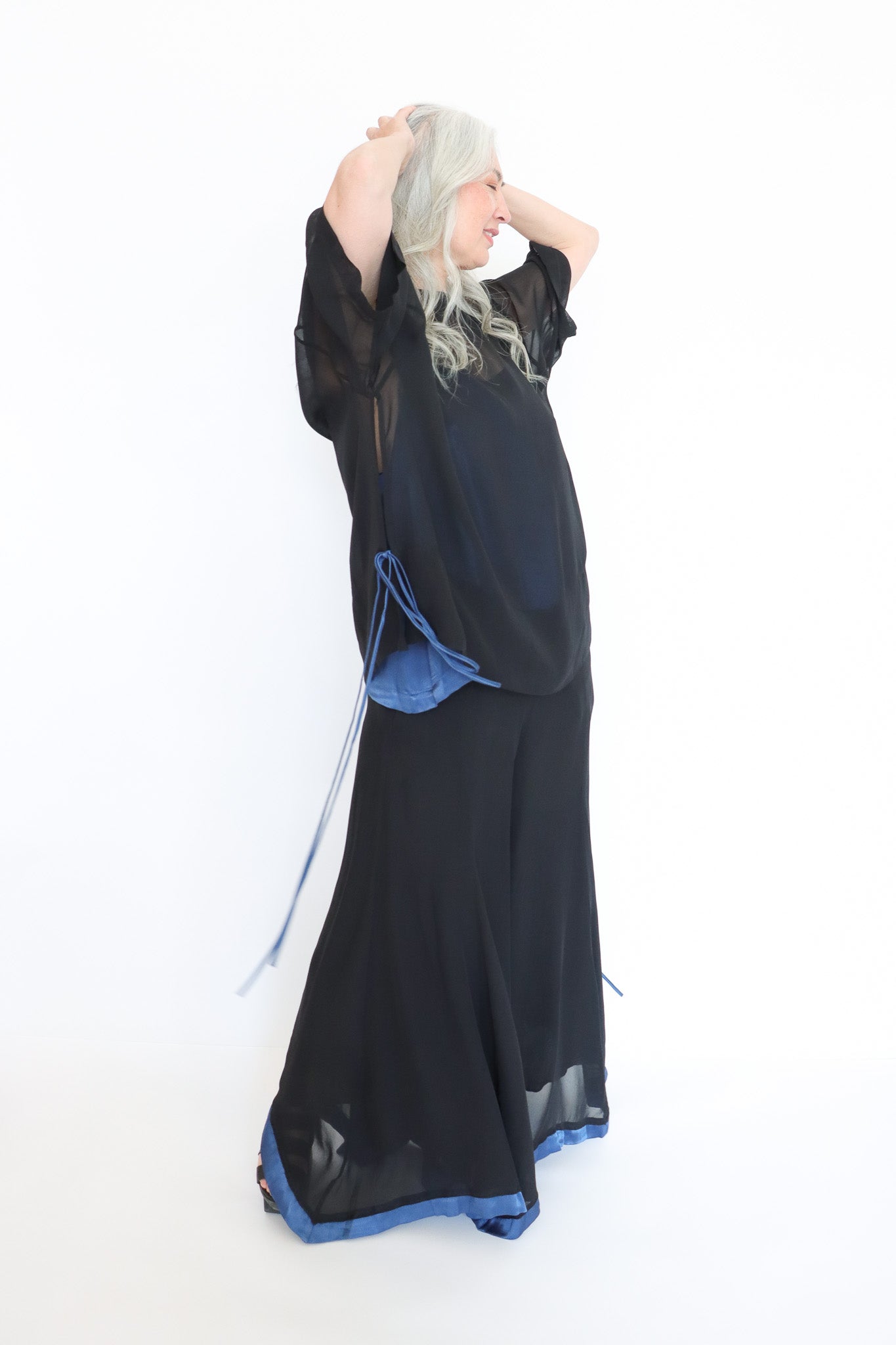 MiiN 1003 Blouse | ATELIER957