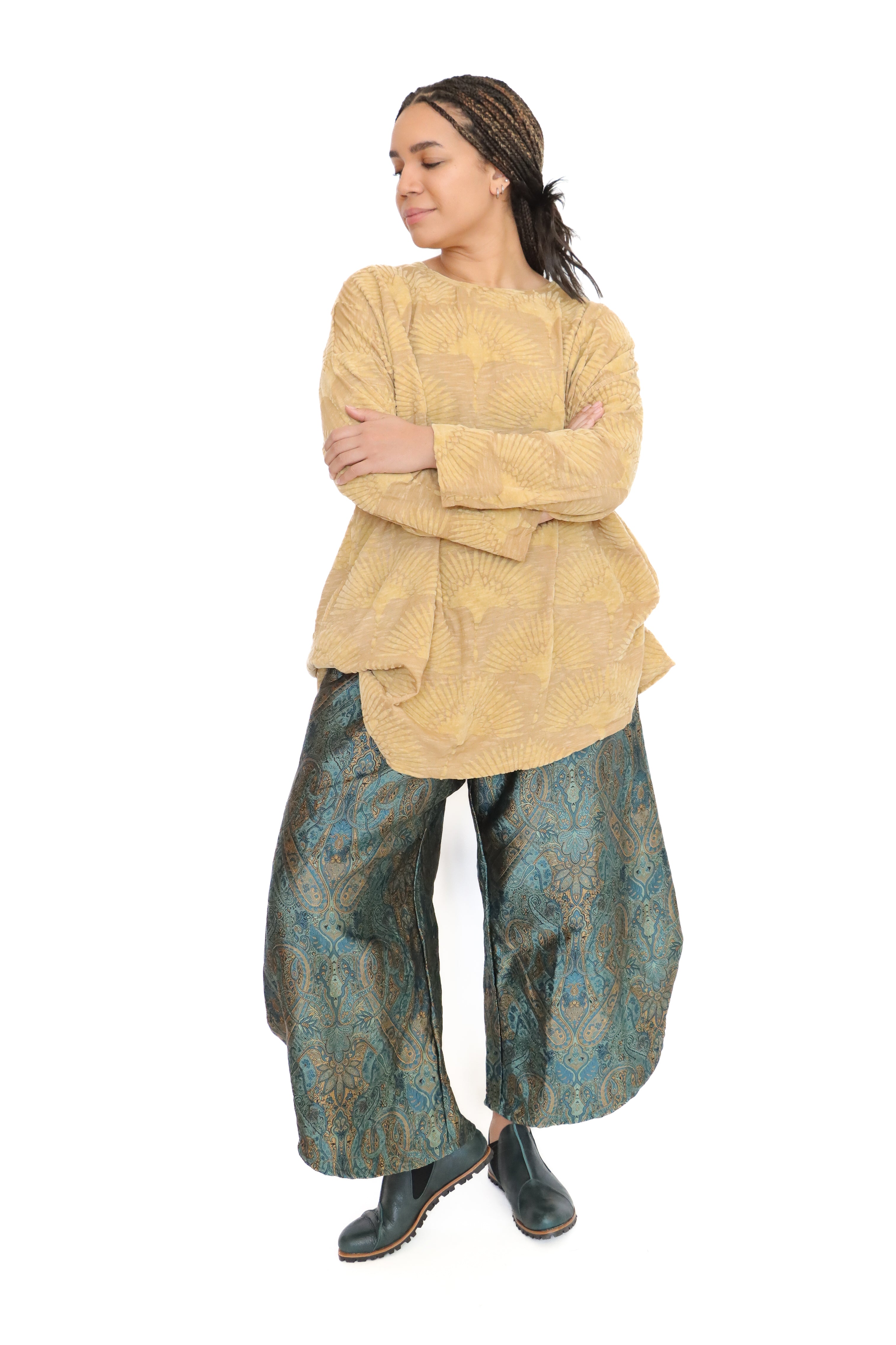 Krista Larson Flocked Swan T-Shirt | ATELIER957