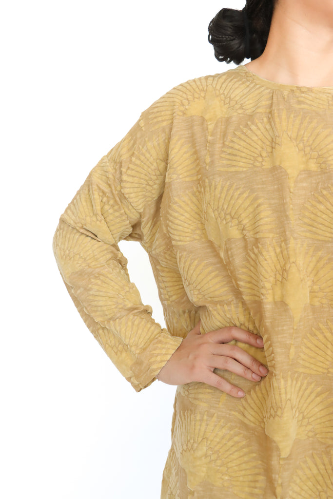 Krista Larson Flocked Swan T-Shirt | ATELIER957