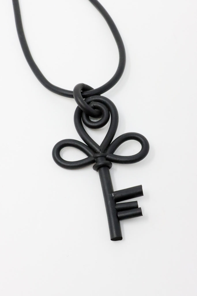 MIKAs Antique Key Necklace | ATELIER957