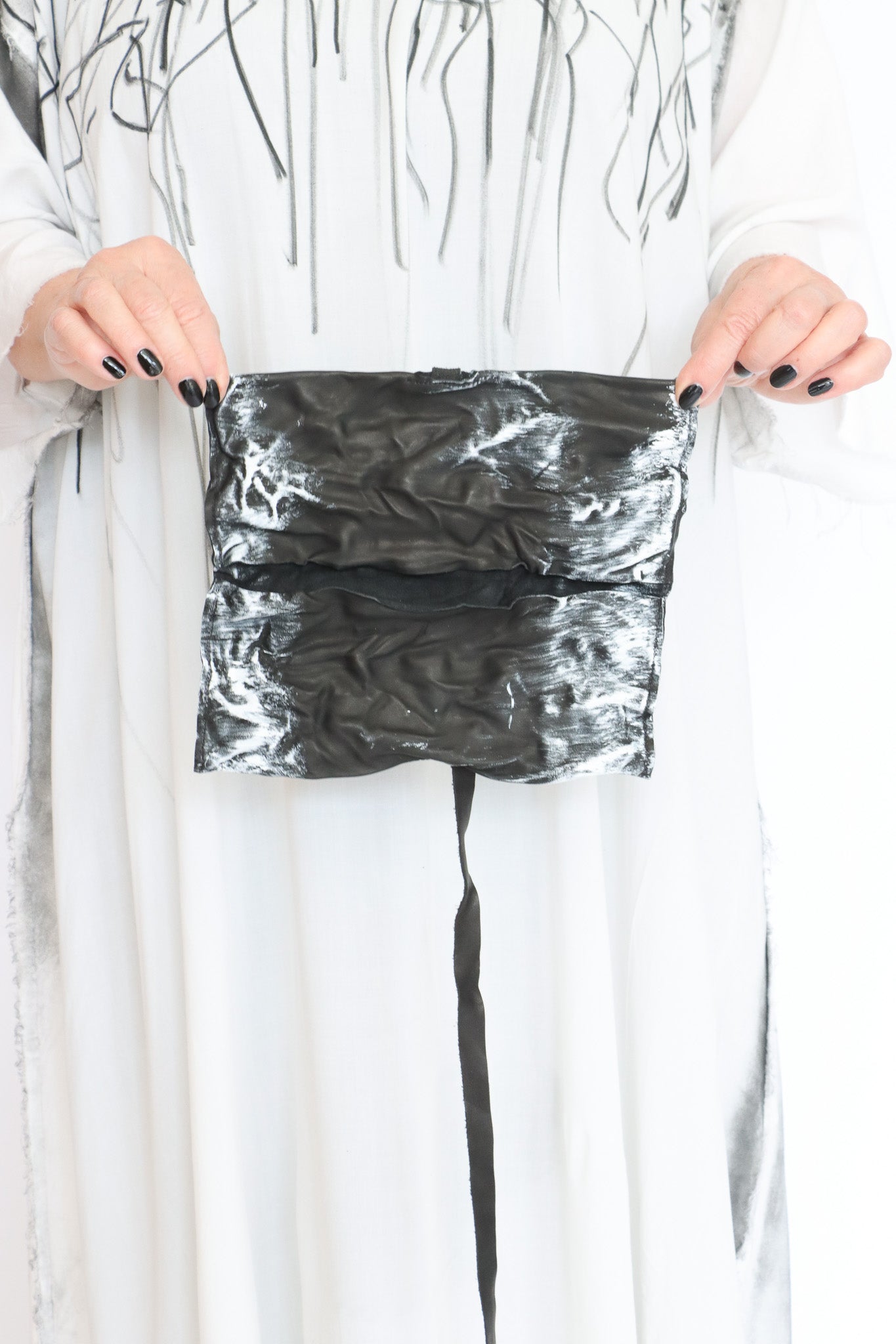 Caboclo Bad Hand-Painted Clutch | ATELIER957