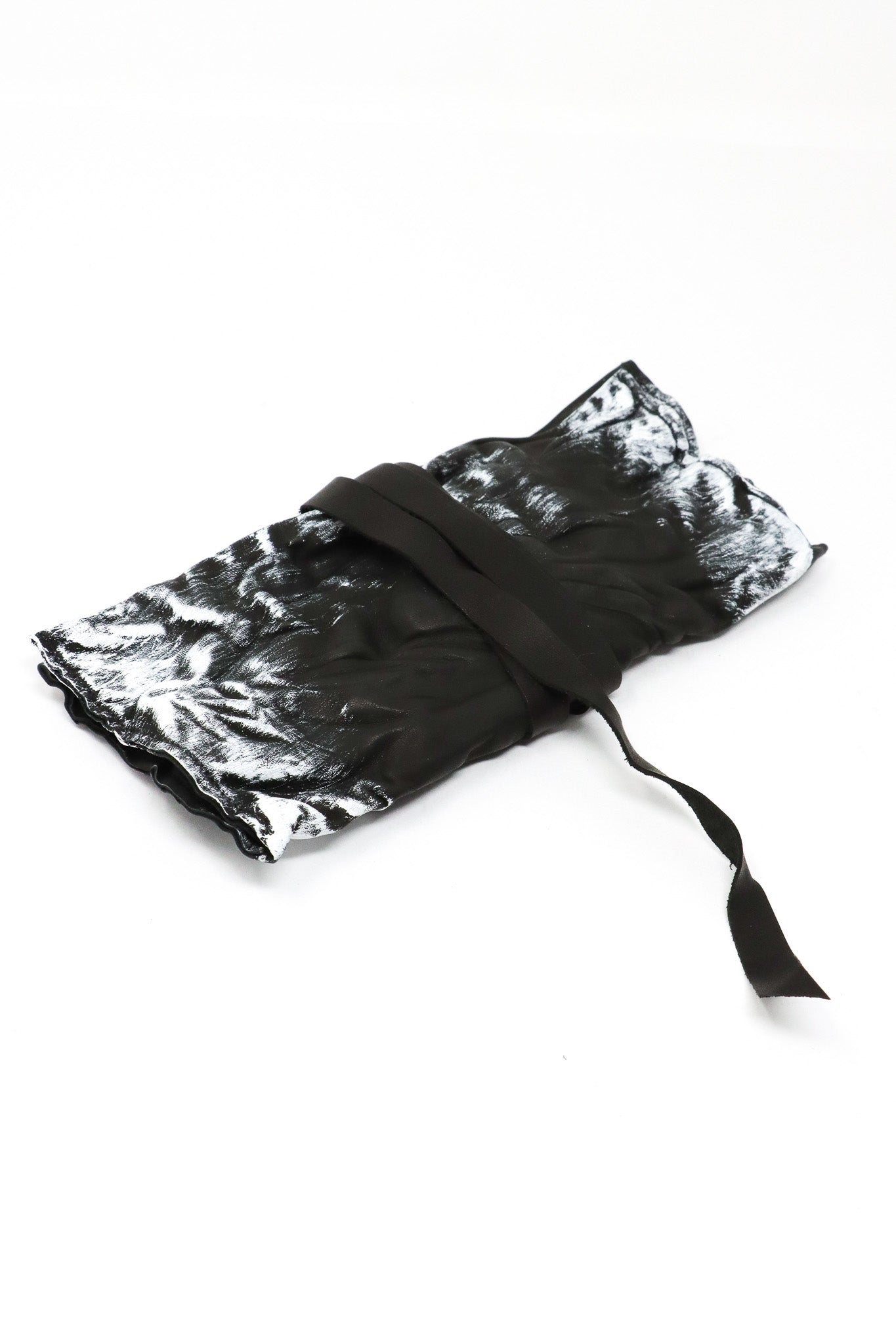 Caboclo Bad Hand-Painted Clutch | ATELIER957