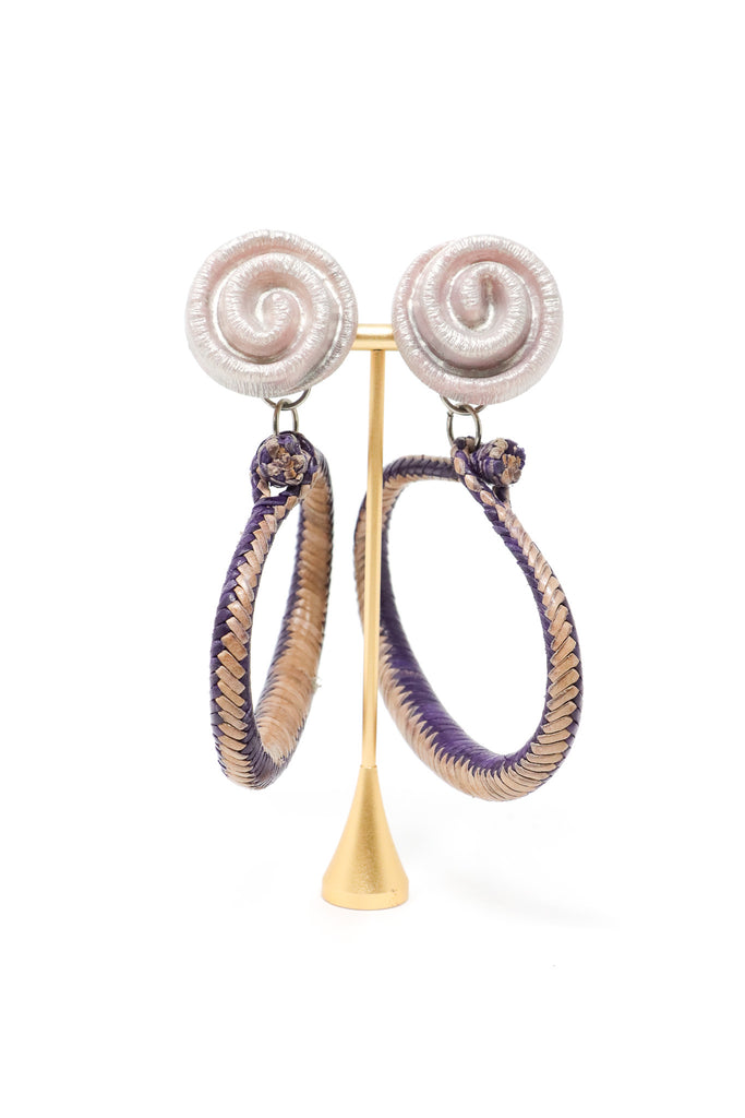 Sally Bass Leather Hoop Clips (2 Colors) | ATELIER957