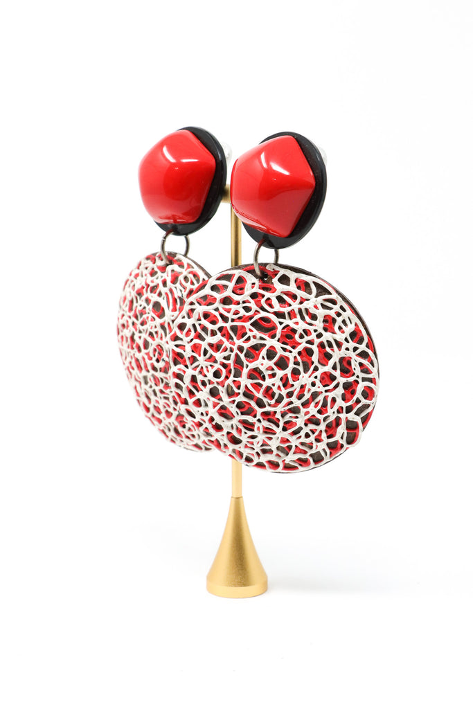 Sally Bass Coconut Shell Clips | ATELIER957