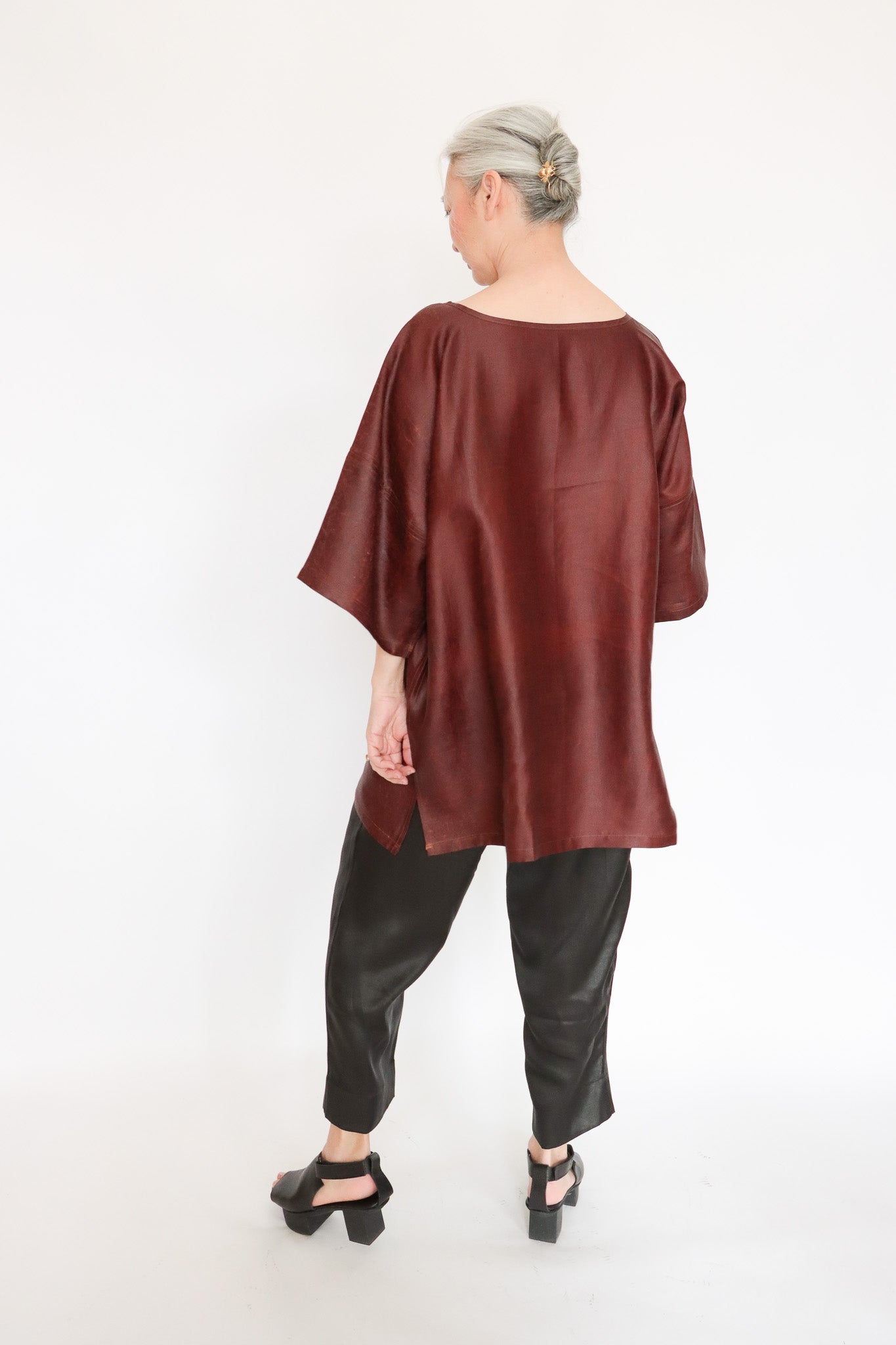 Noir Mud Silk Habotai Rust Tunic | ATELIER957