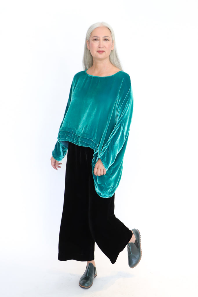 Krista Larson Basic Detail Velvet Shirt | ATELIER957