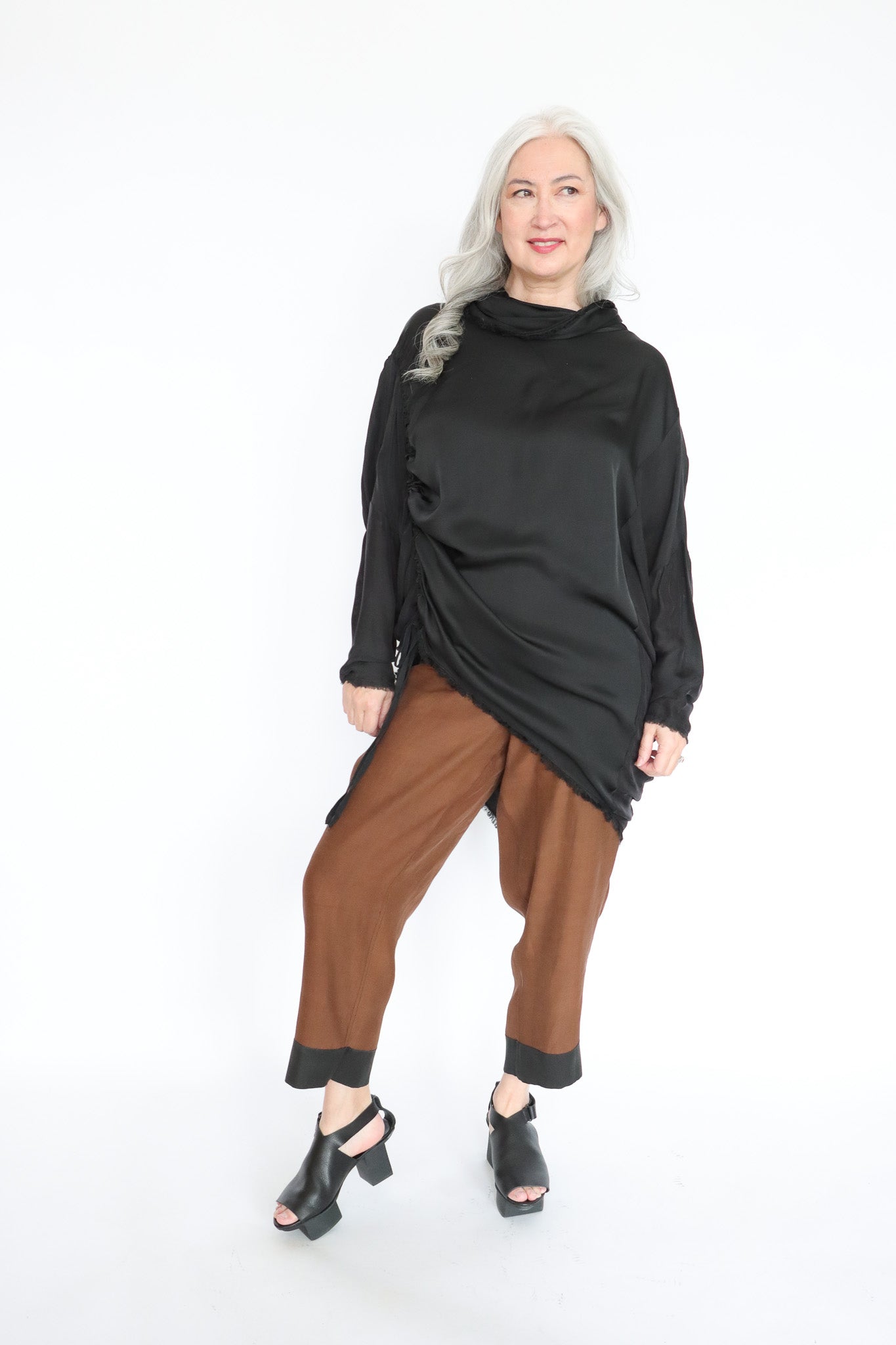 sanctamuerte 427 Tunic | ATELIER957