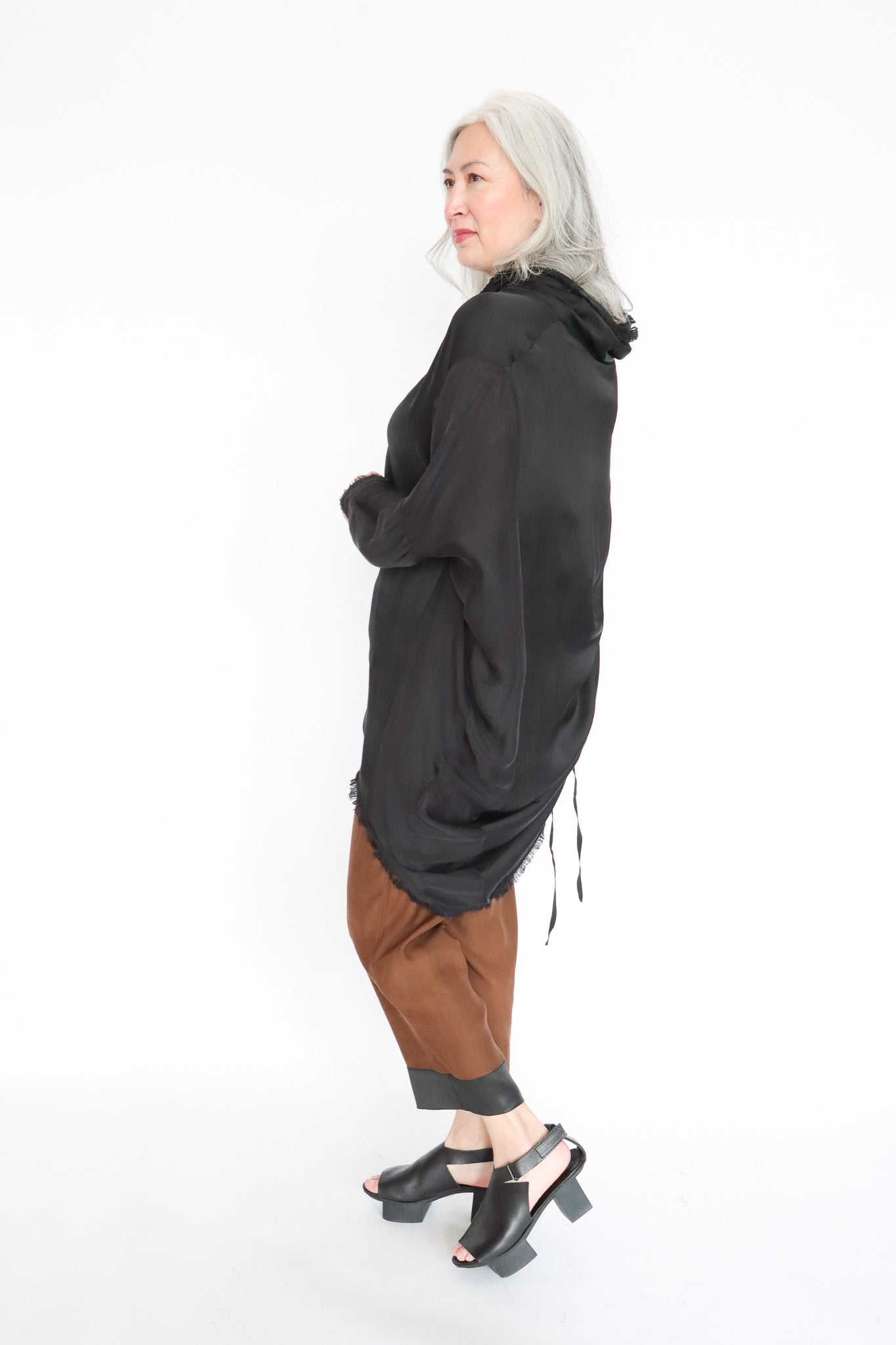 sanctamuerte 427 Tunic | ATELIER957