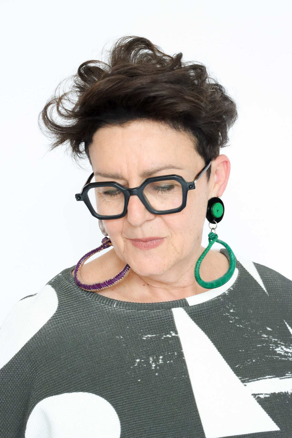 Sally Bass Leather Hoop Clips (2 Colors) | ATELIER957