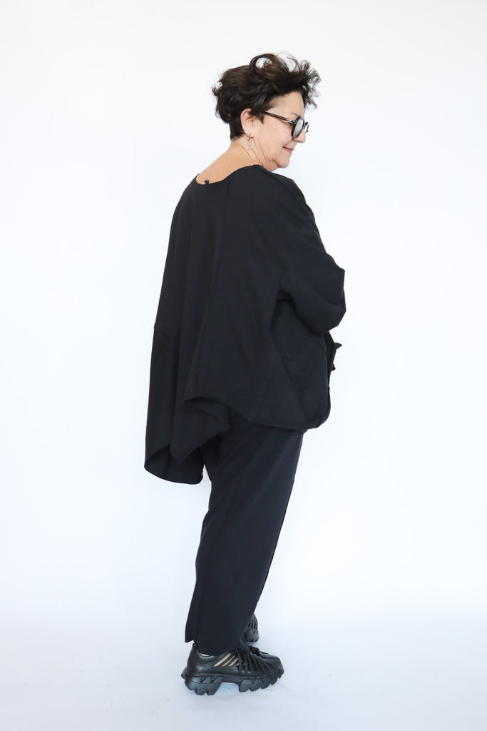 LOYKO Black Asymmetry T-Shirt | ATELIER957