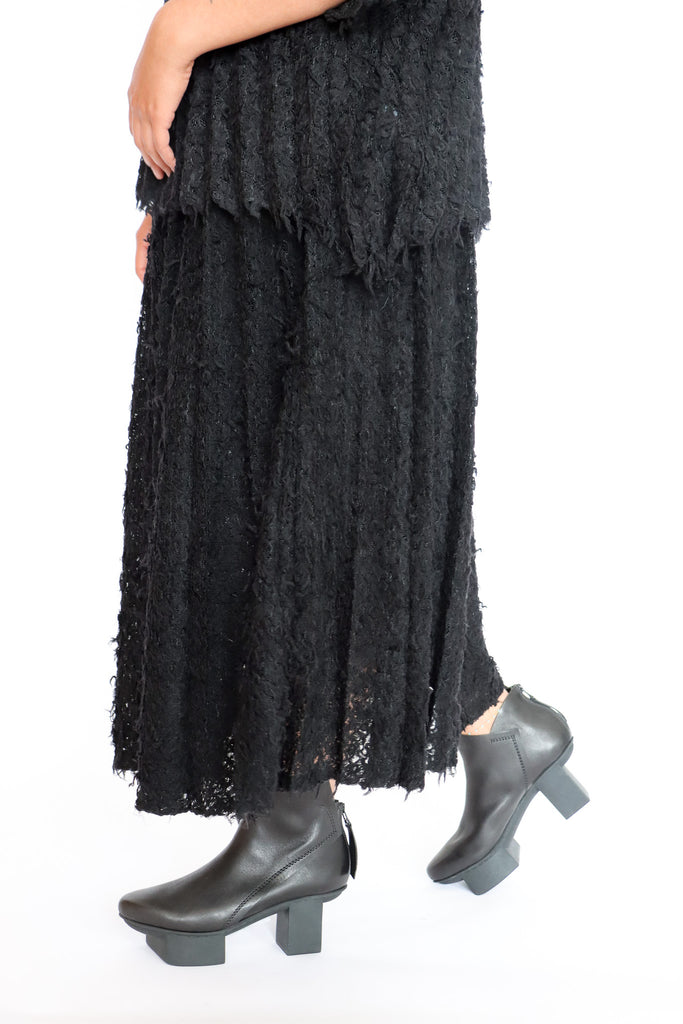The AVIU Pleated Skirt | ATELIER957