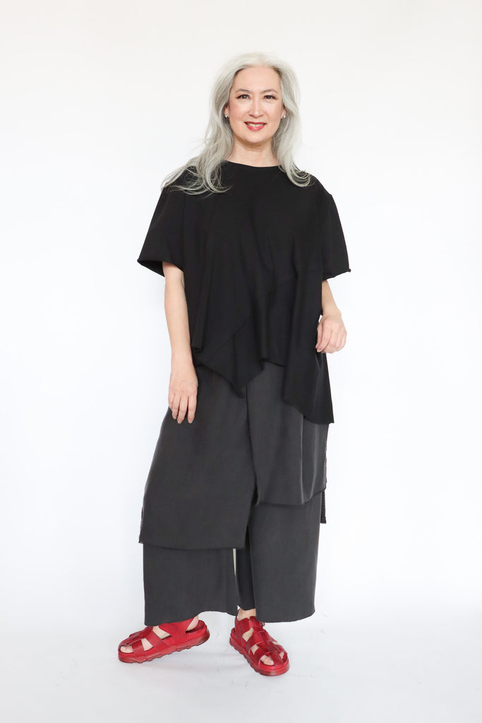 LOYKO Black Asymmetry T-Shirt | ATELIER957