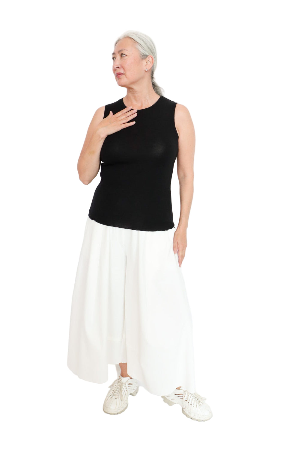 by basics 4007 Tank Top (2 Colors) | ATELIER957