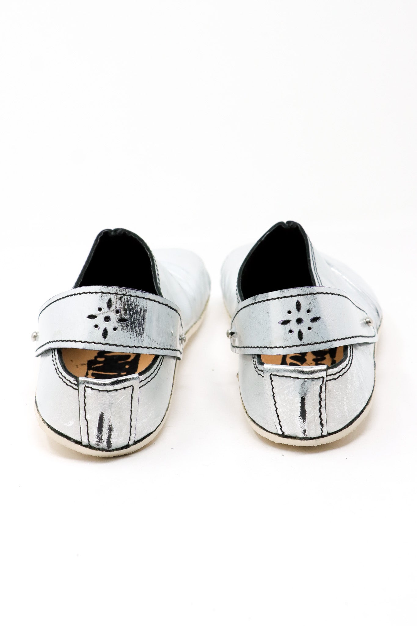 koryavy_dub Aged Silver Goatskin Clogs | ATELIER957