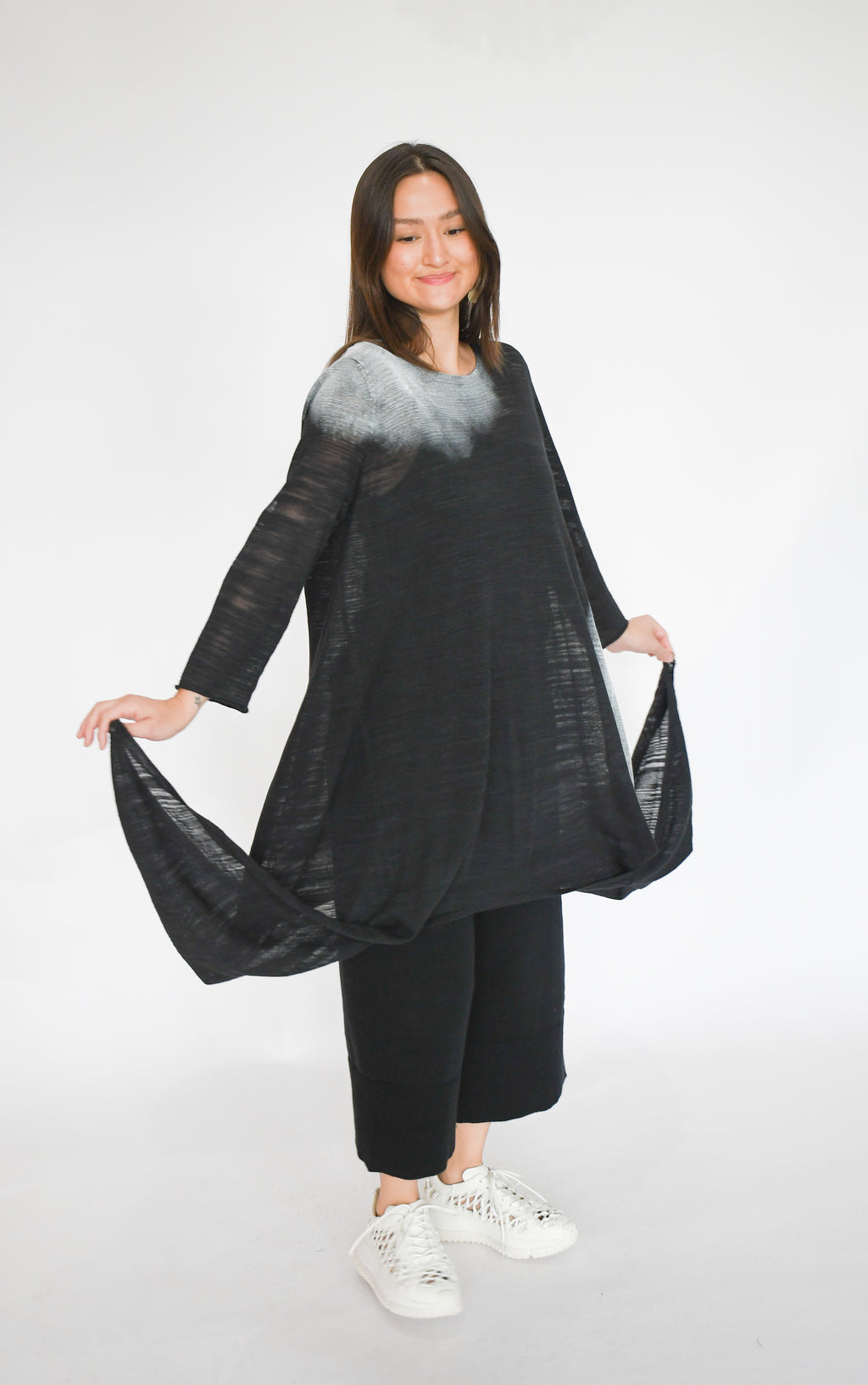 Kaziuki Neela Tunicm | ATELIER957