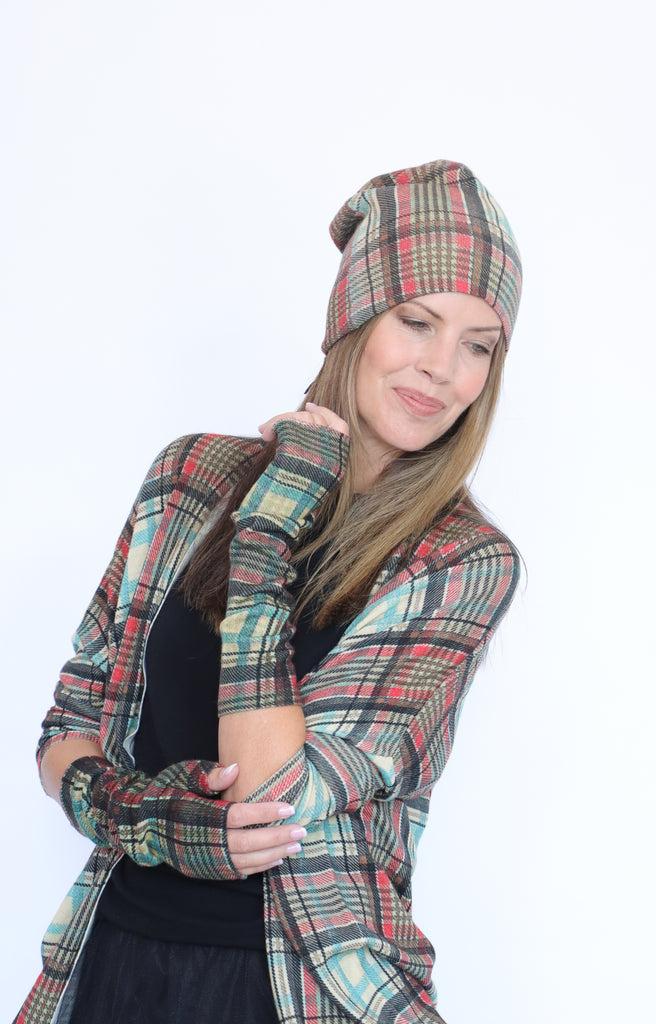 in bed with yOu VB40 Knitted Beanie ( 2 colors) | ATELIER957