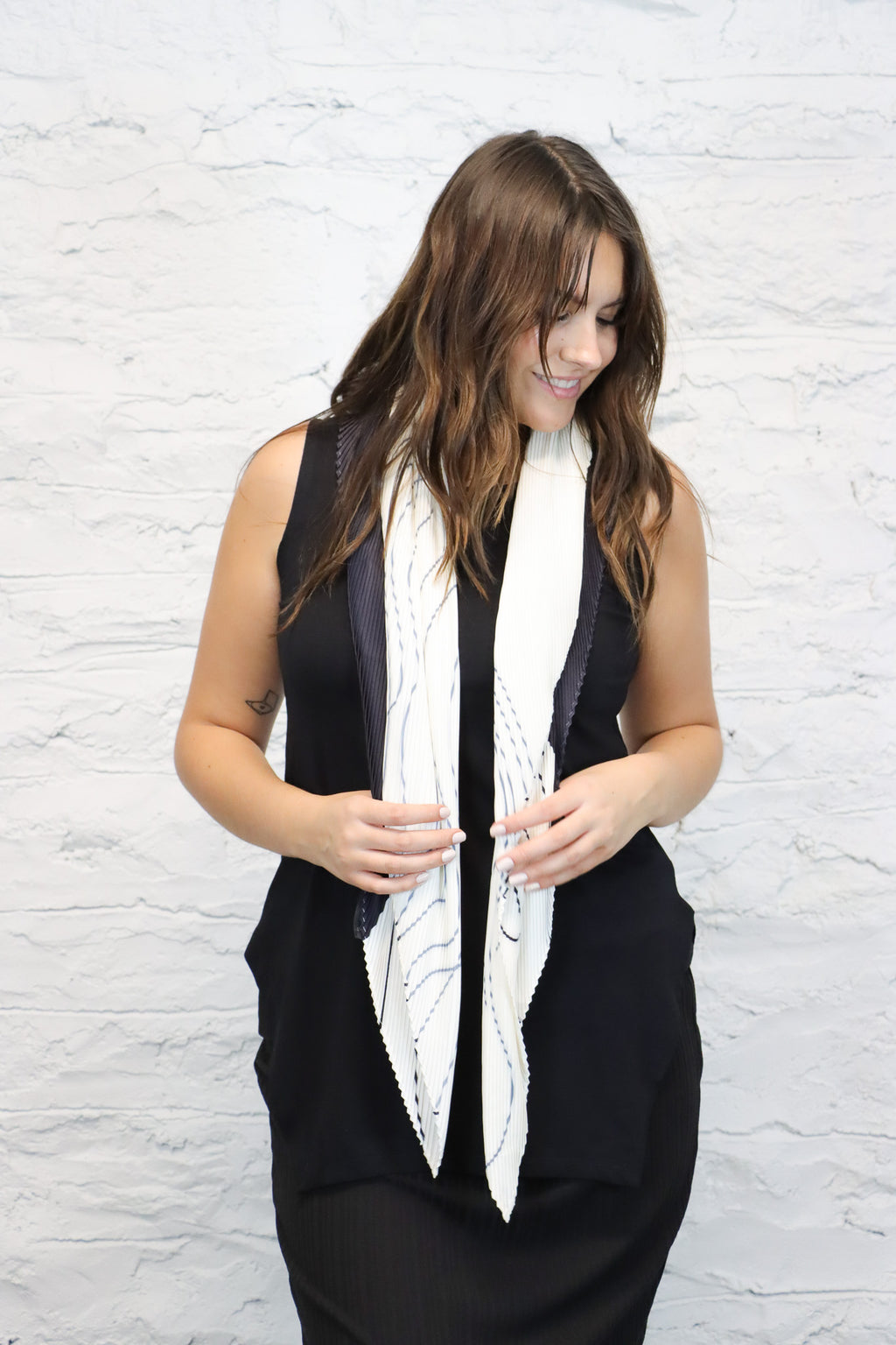 MC Oasis Pleat Scarf (2 Styles) I ATELIER957