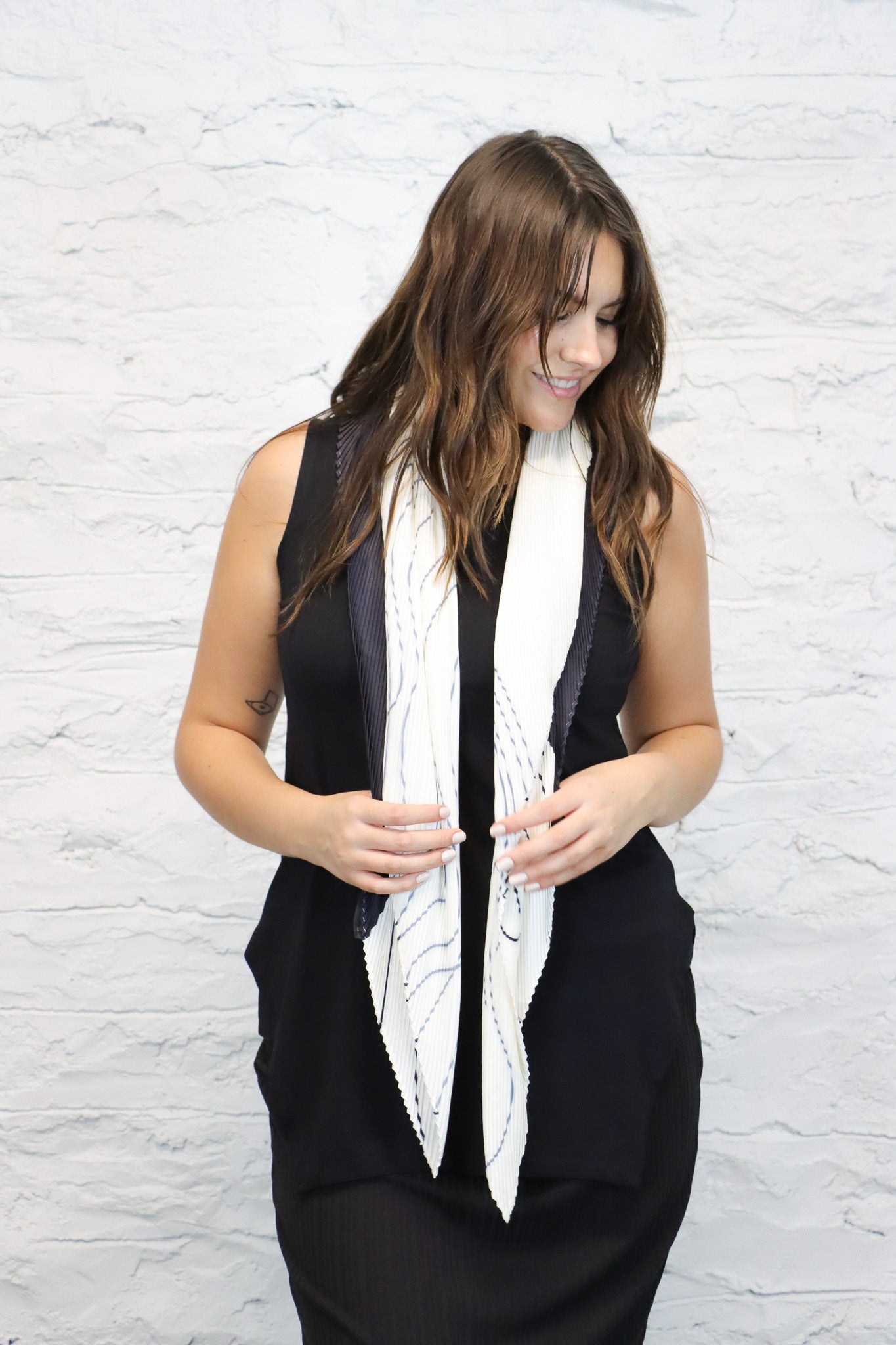 MC Oasis Pleat Scarf (2 Styles) I ATELIER957