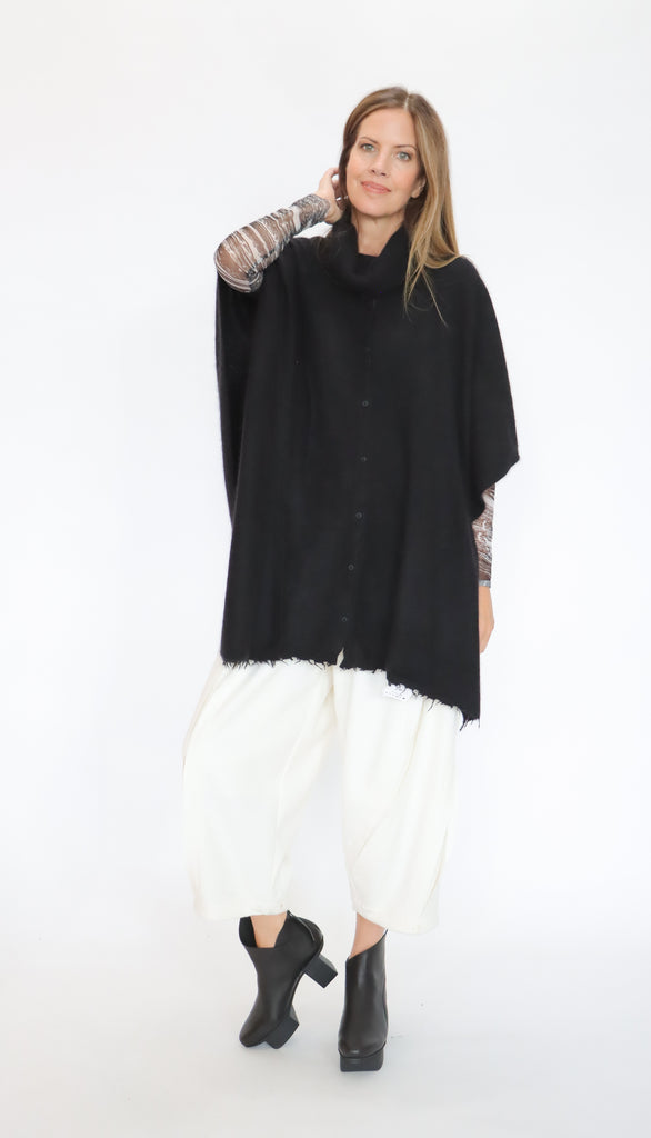 Rundholz 225 1337707 Knitted Pancho | ATELIER957