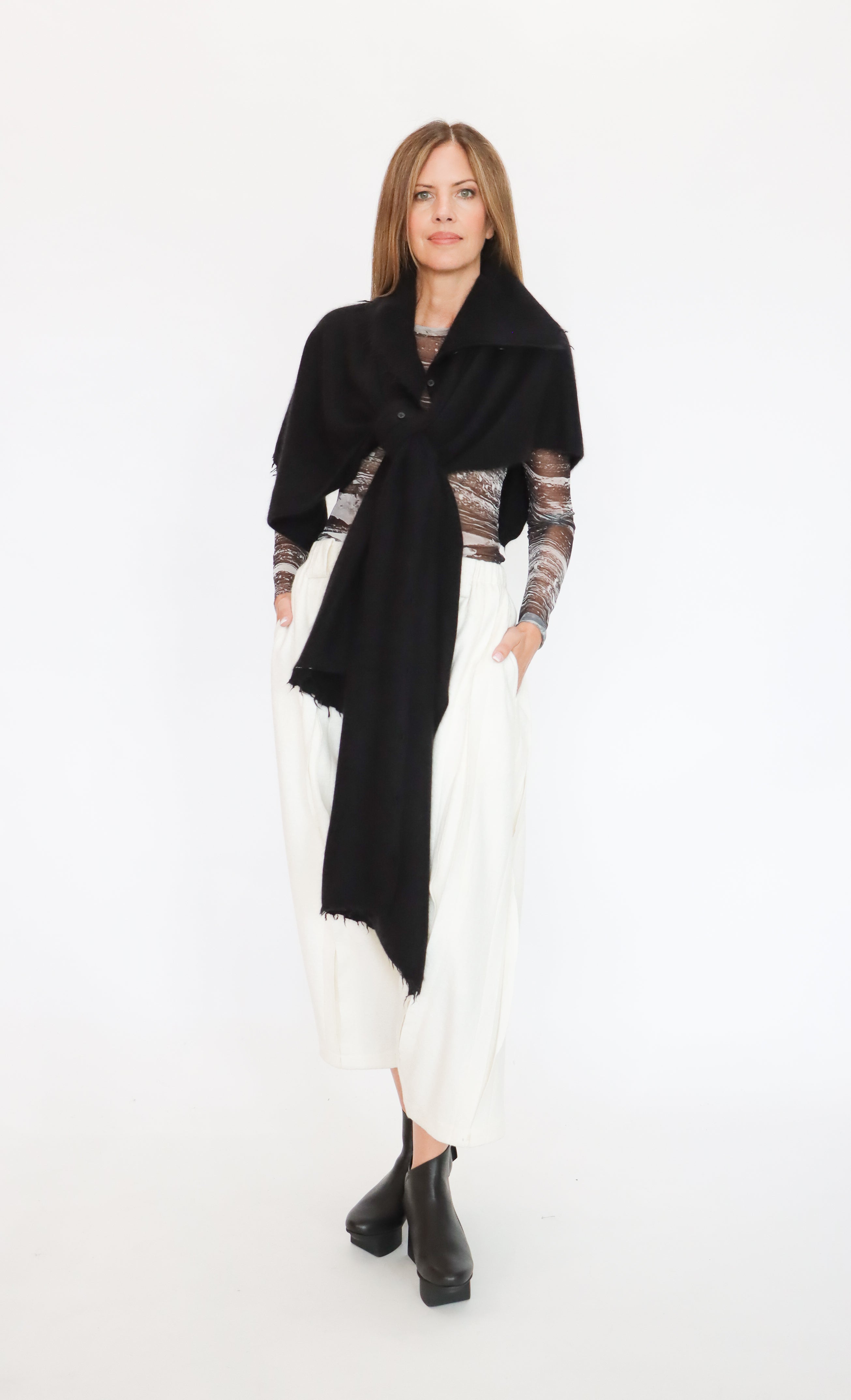 Rundholz 225 1337707 Knitted Pancho | ATELIER957