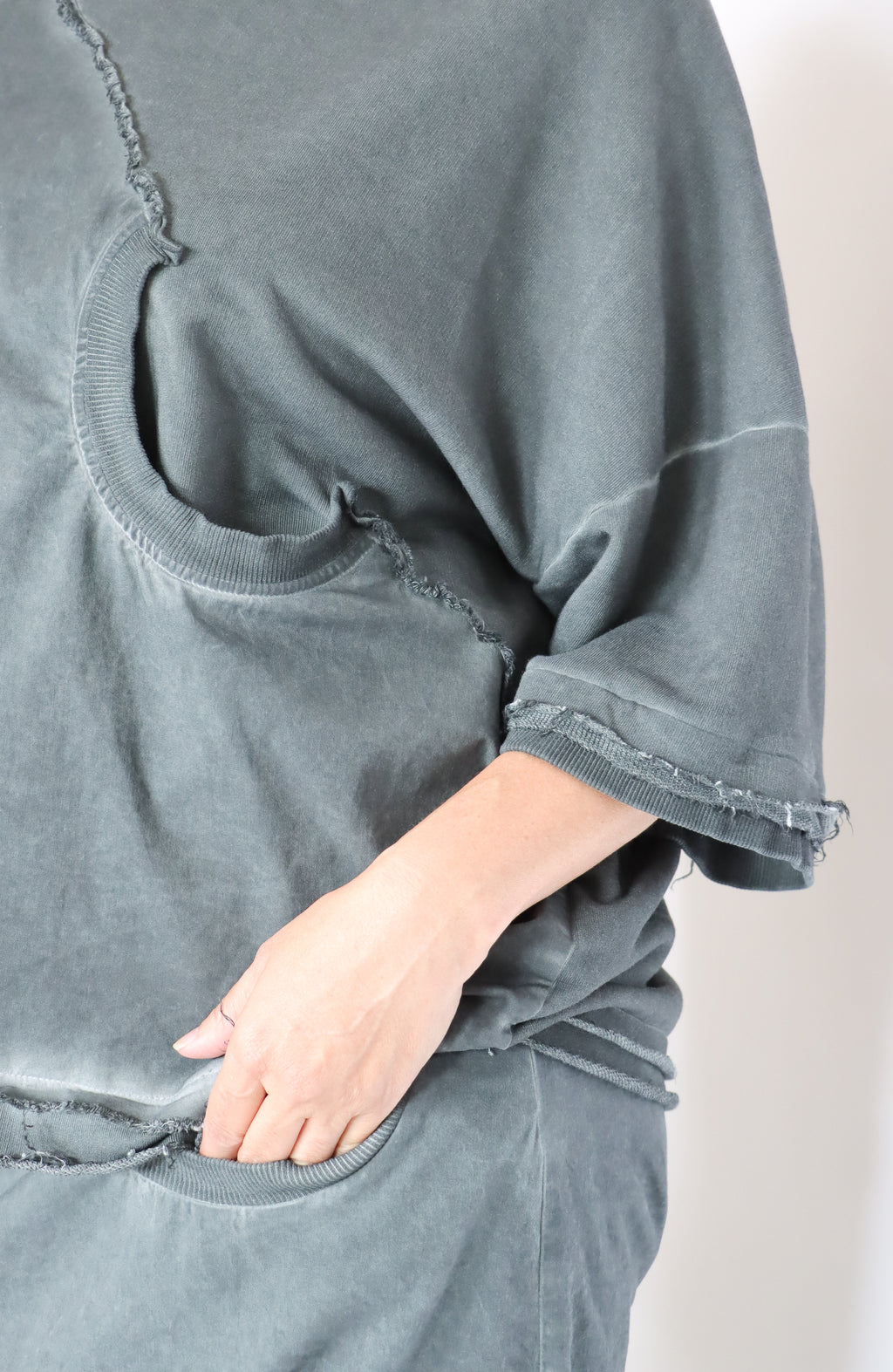 Studio B3 Orka Sweatshirt | ATELIER957