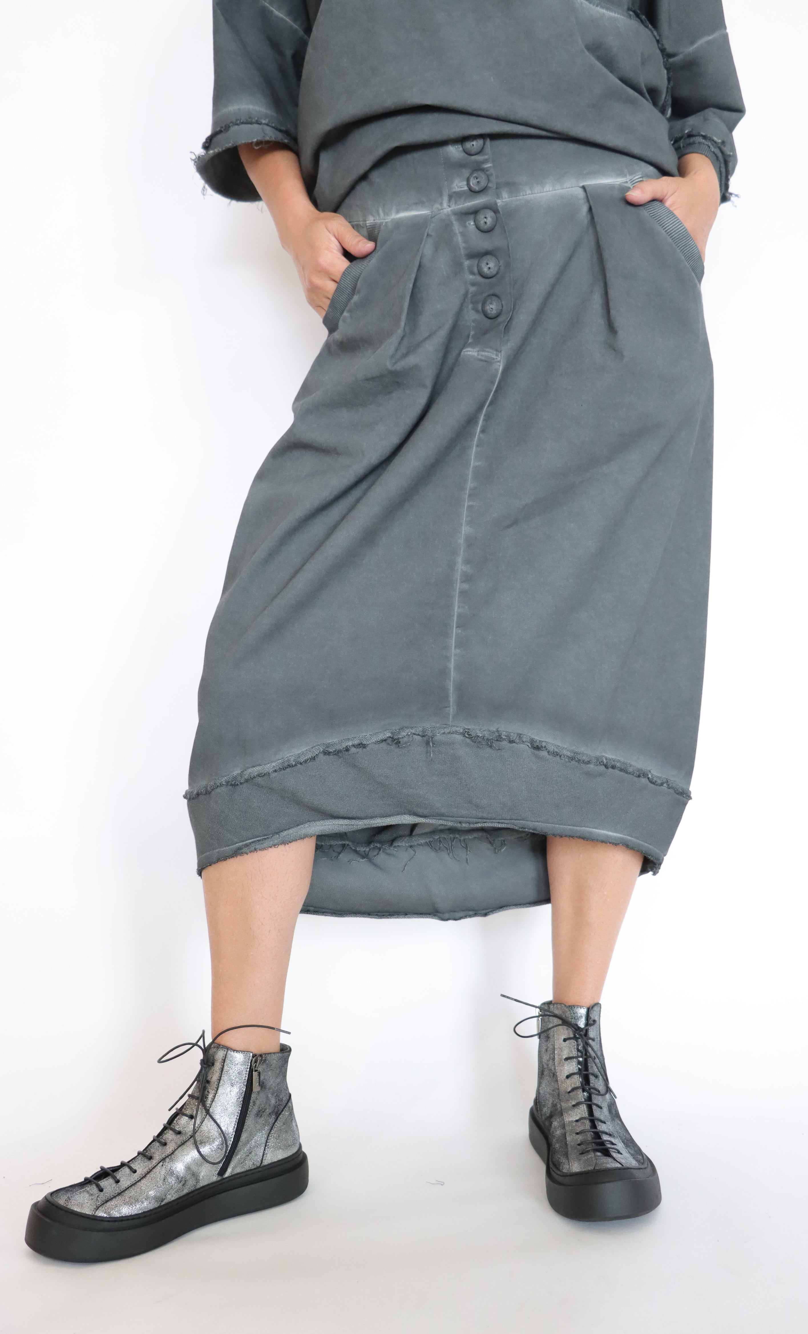 Studio B3 Tenuta Skirt | ATELIER957