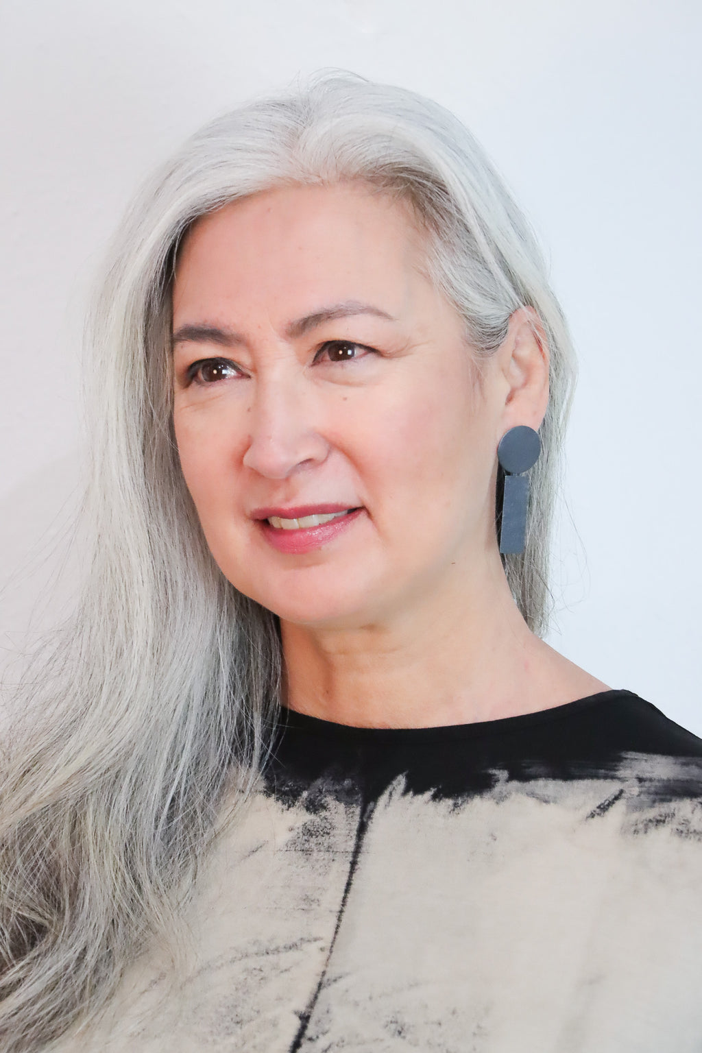 Petra Meiren Rectangle Earrings (2 Colors) | ATELIER957