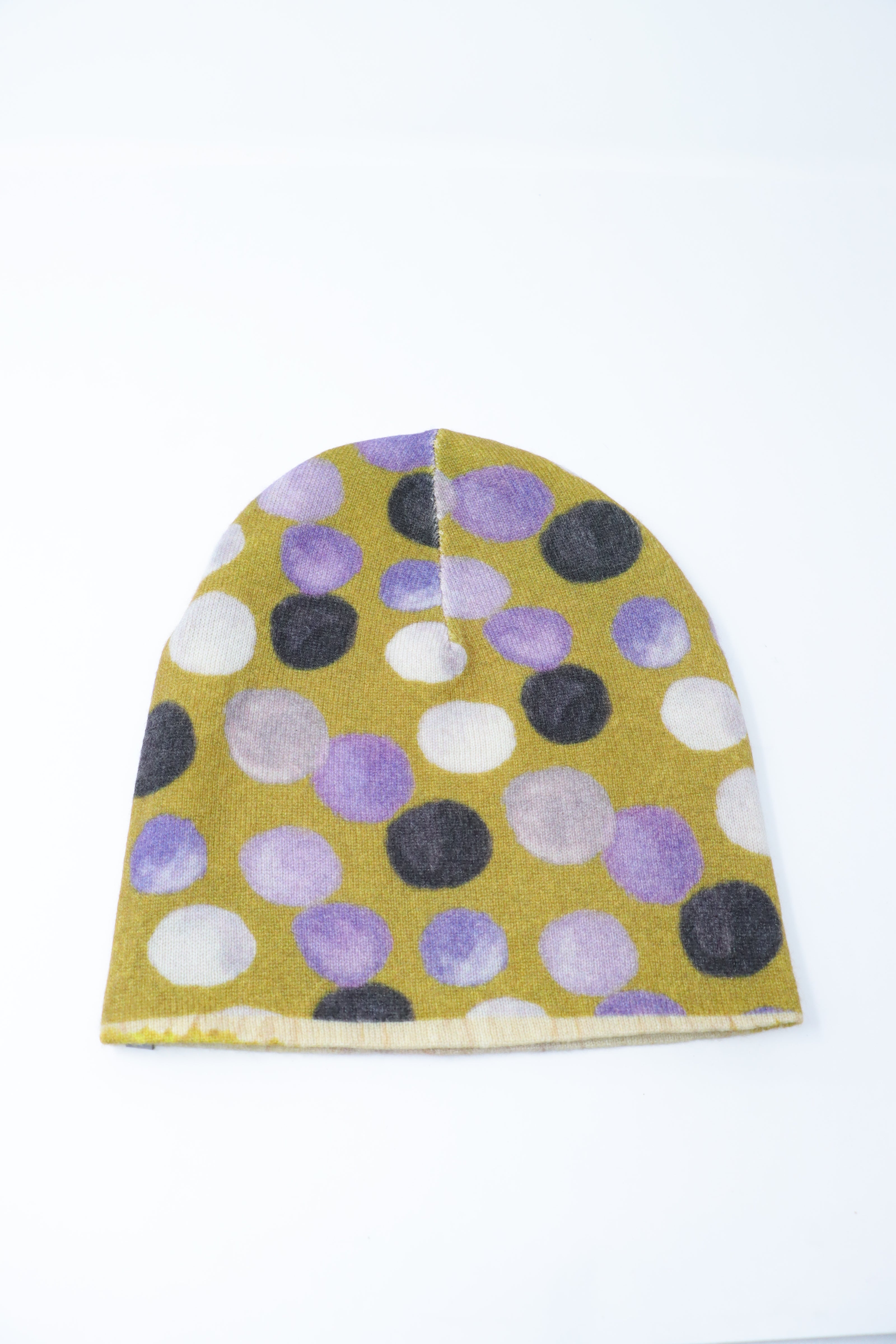 in bed with yOu VB40 Knitted Beanie ( 2 colors)