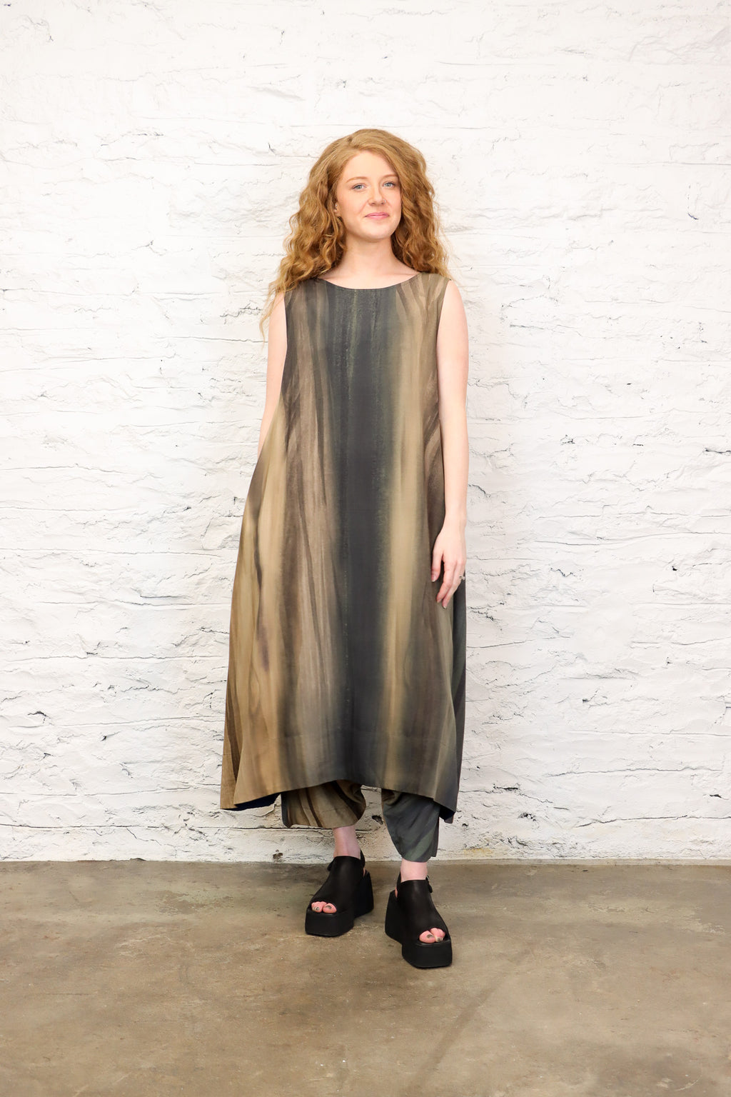 Moyuru 241423 Dress