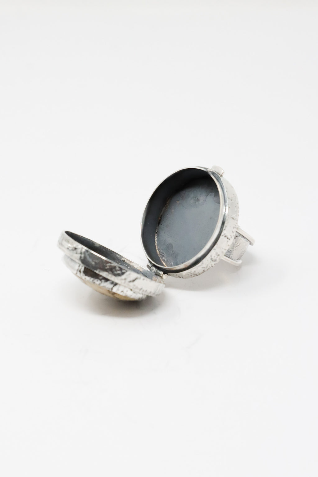 Sally Bass Locket Ring I ATELIER957