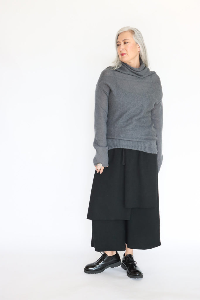 Touch Me by Olena Kovalenko London Sweater (2 Colors) | ATELIER957