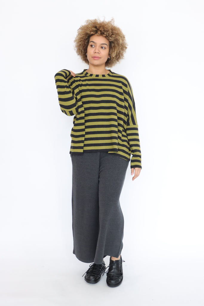 Neirami Flared Sweater | ATELIER957