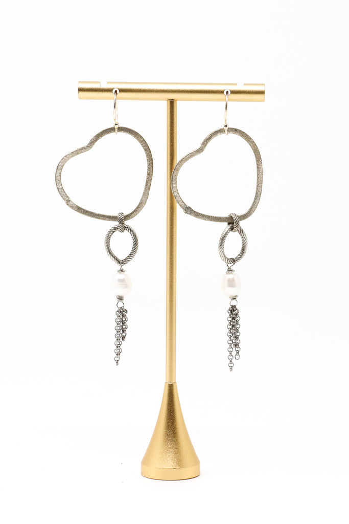 Mya Lambrecht Heart Dangle Earrings | ATELIER957