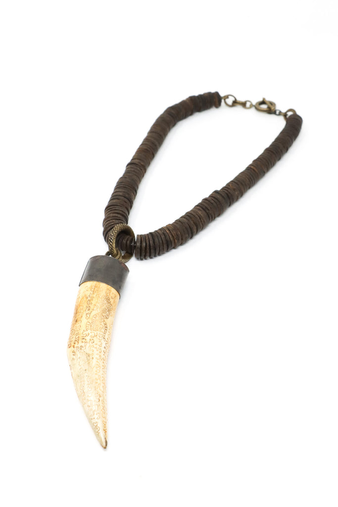 Mya Lambrecht Scrimshaw Necklace | ATELIER957