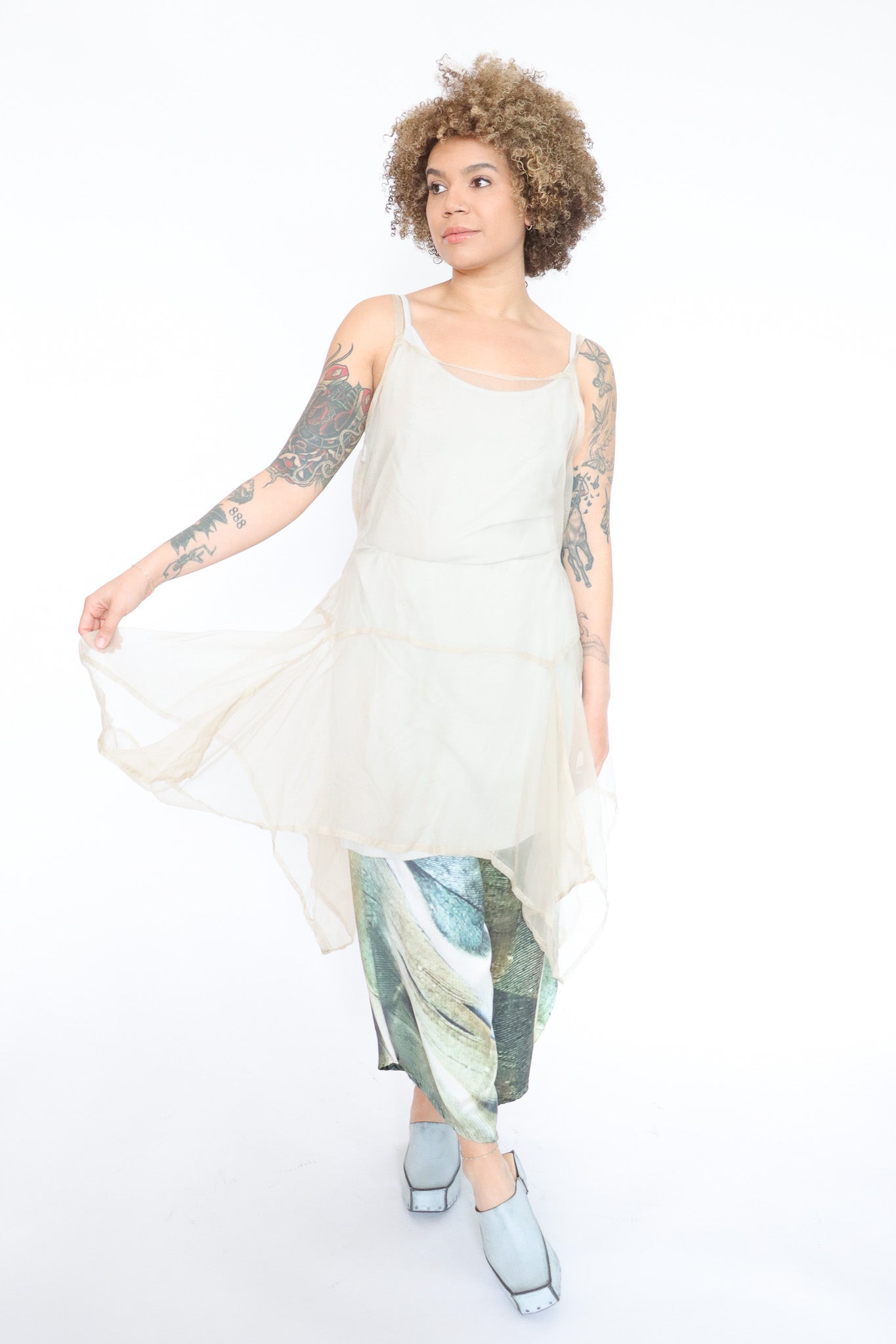 Krista Larson Organza Short Pinwheel Slip (2 Colors) | ATELIER957